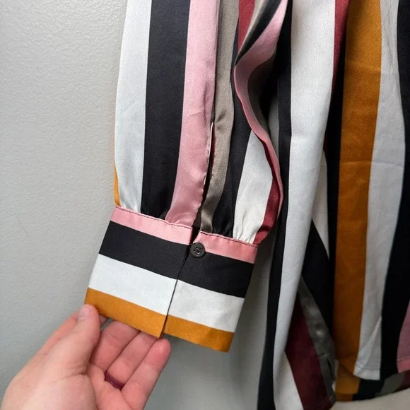 LOFT Women's Striped Cold Shoulder Blouse Satin Halter Neck Top Size Large NWT - Picture 7 of 9